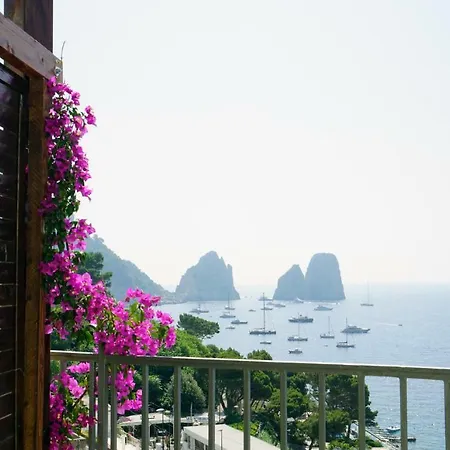 La Finestra Sui Faraglioni