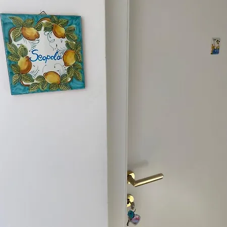La Finestra Sui Faraglioni Capri
