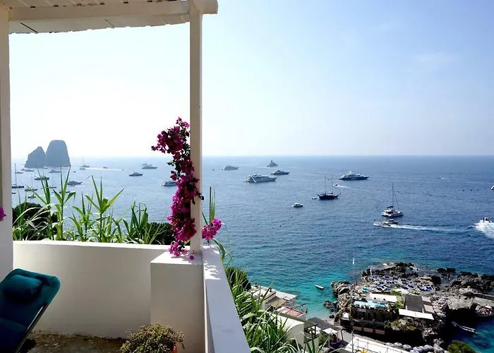 La Finestra Sui Faraglioni *